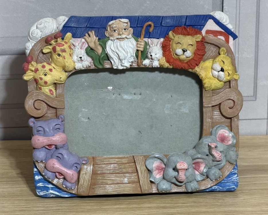 Noah’s Ark Picture Frame 3D Vintage Children’s Biblical Colorful Cottagecore