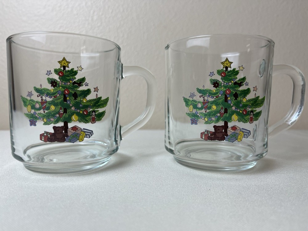 Rare Vintage Luminarc Christmas Tree Glass Holiday Mugs Coffee/Tea/Cocoa