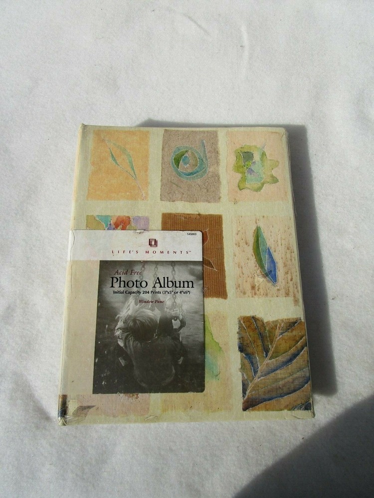VINTAGE LIFE MOMENTS ACID FREE PHOTO ALBUM 204 PRINTS 3X7 OR 4X6-image