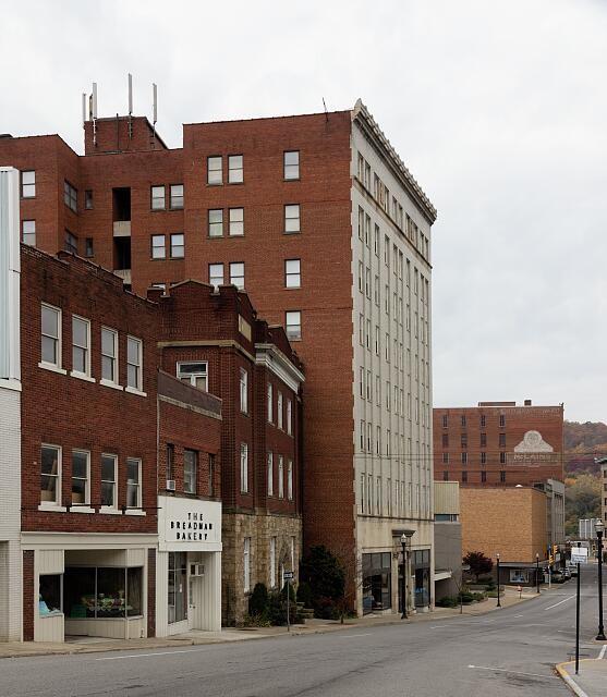 Photo:Bluefield West Virginia Downtown Breadman Bakery 2015 Street View