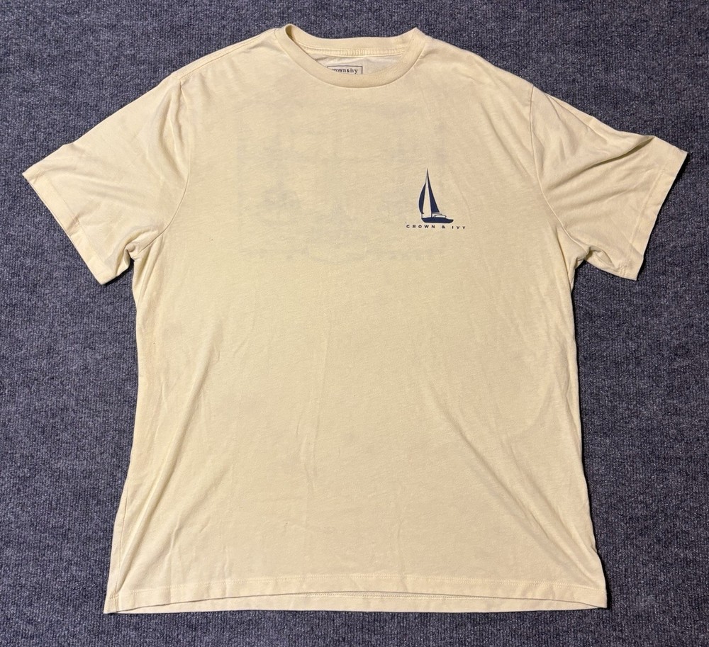 Crown & Ivy T-Shirt Mens Large Short Sleeve Yellow Sailboats Graphic Print