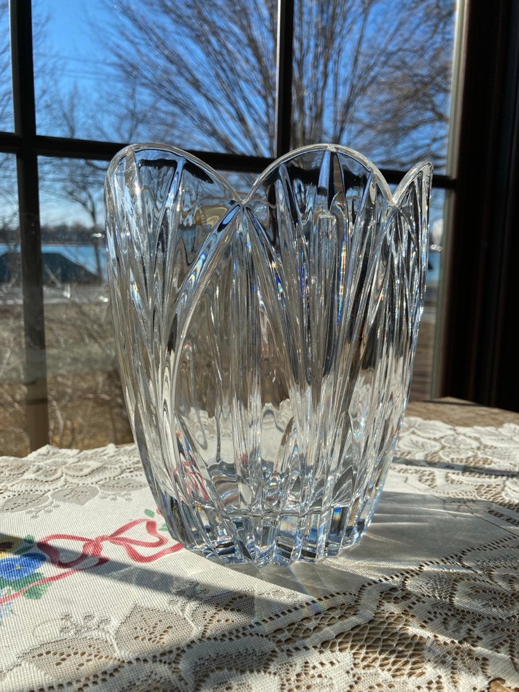 Block Lead Crystal Tulip Style Vase 6.45