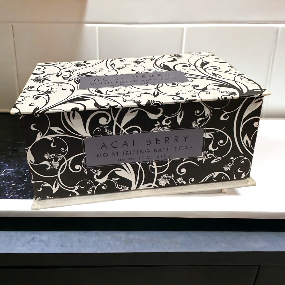 Açai Berry Moisturizing Bath Soap, 11 oz. Made in USA-image