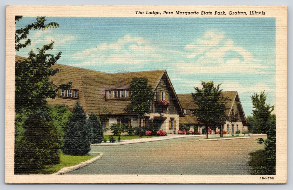 Grafton Illinois~Lodge At Pere Marquette State Park~Teich 1945 Linen Postcard