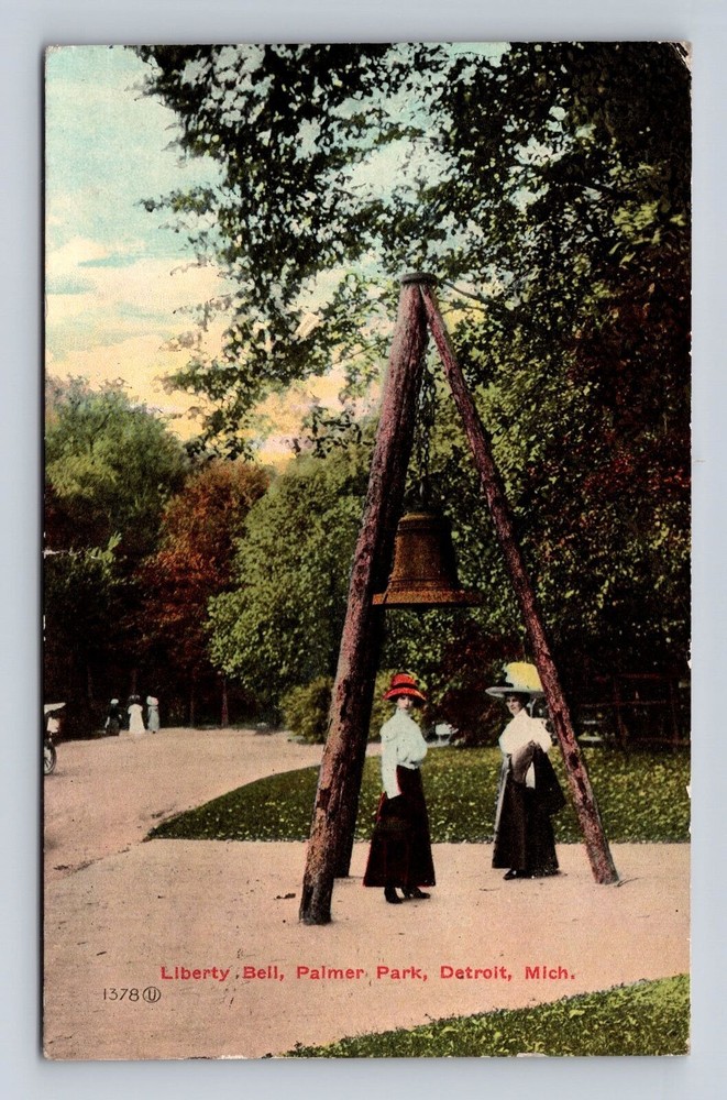Detroit MI-Michigan, Palmer Park Liberty Bell, Antique Vintage Souvenir Postcard