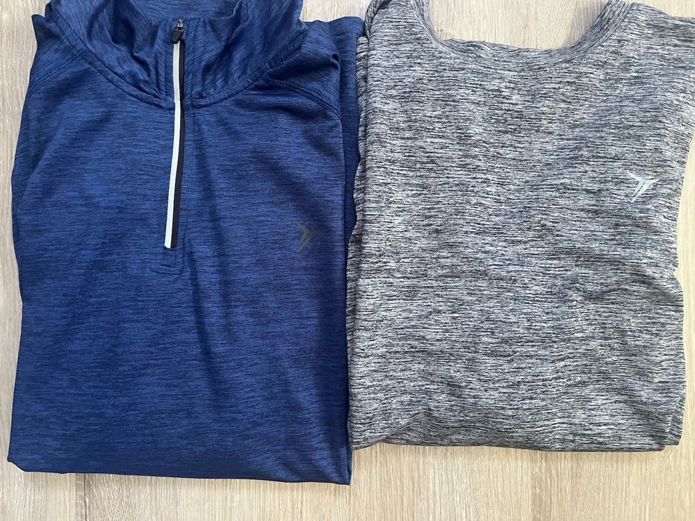 Lot of 2 Old Navy Active Wear Long Sleeve Men’s Size M Breathable Shirts