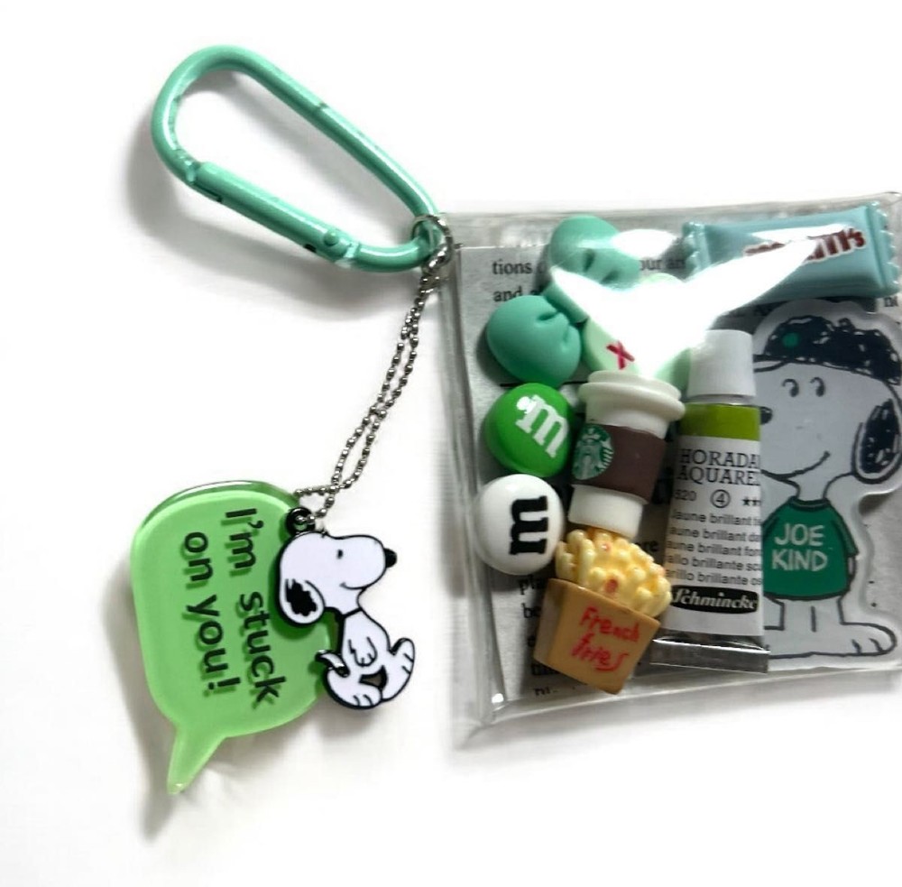 SNOOPY Green Mini Pouch Gacha Capsule Toy Stuffed Matcha Color New