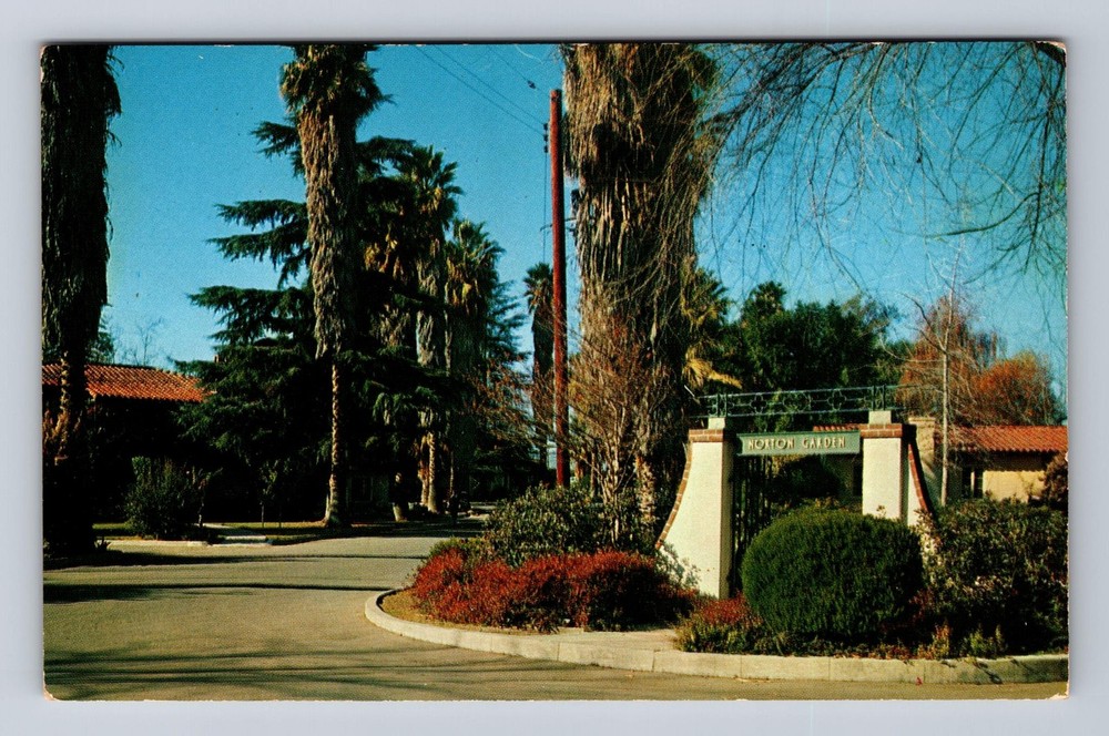 Claremont CA-California, Norton Garden in Pilgrim Place, Vintage Postcard