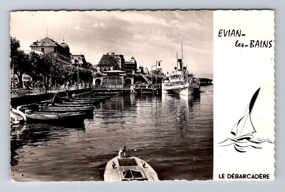 France- Evian-les-Bains Spa Town The Boat Landing Souvenir Post Vintage Postcard
