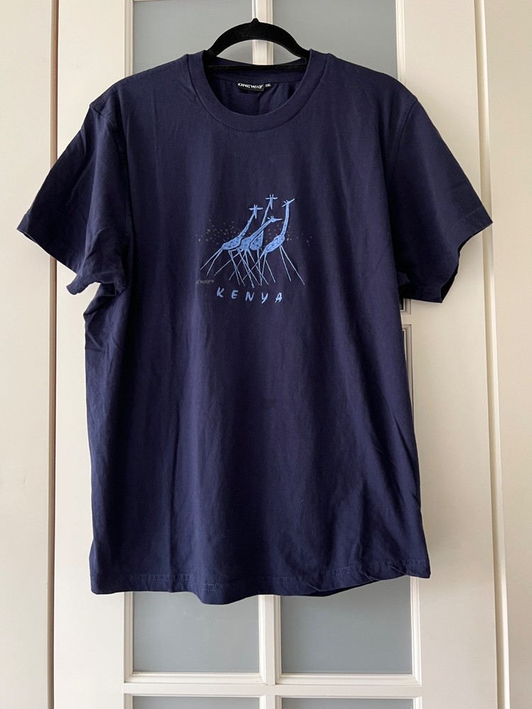 Kenya Giraffe Embroidered Souvenir Blue T-shirt Size XL Soft - Subtle Design