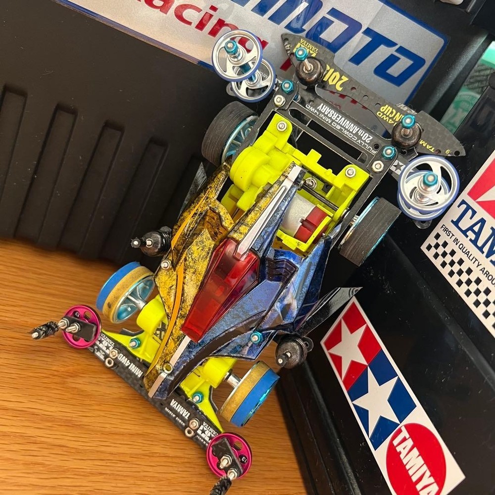 Mini 4WD finished product processing Avante Kamen Rider Double Lunar Trigger sty