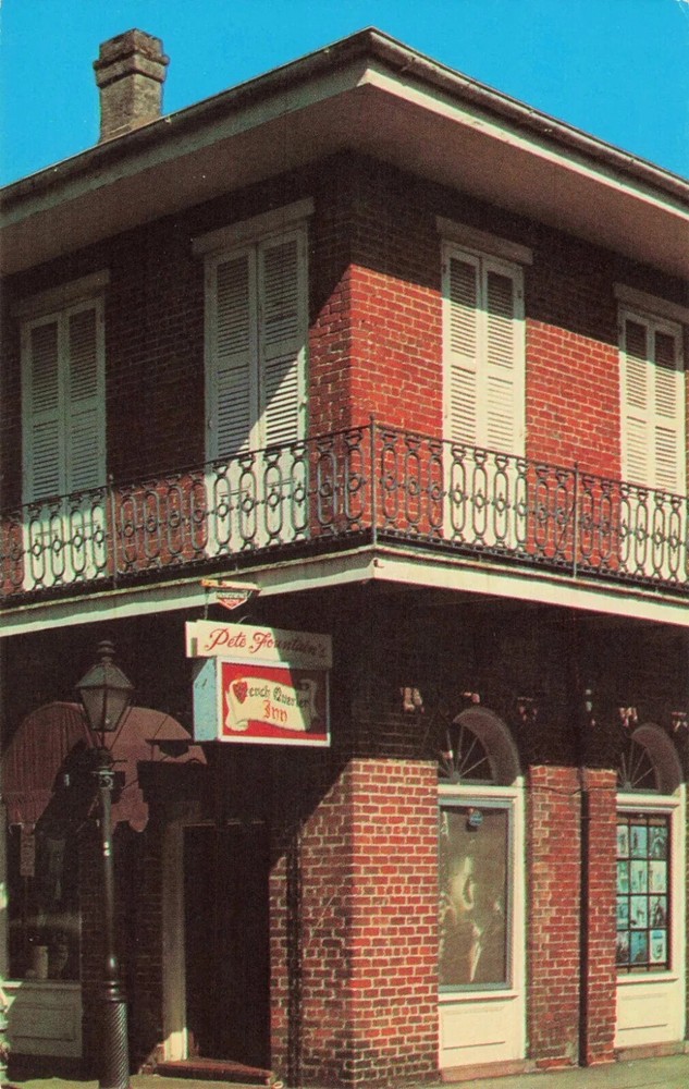 French Quarter Inn - Bourbon Street - New Orleans Louisiana LA - Postcard