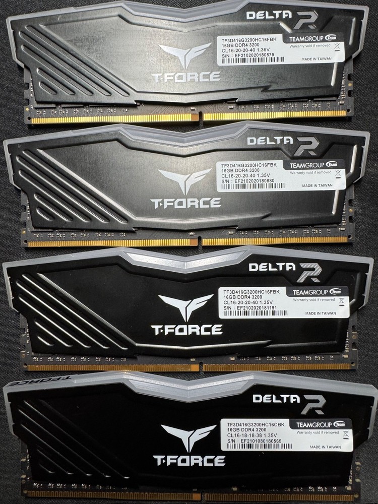 TEAMGROUP T-Force Delta RGB DDR4 64GB (4x16GB) 3200MHz (PC4-25600) CL16