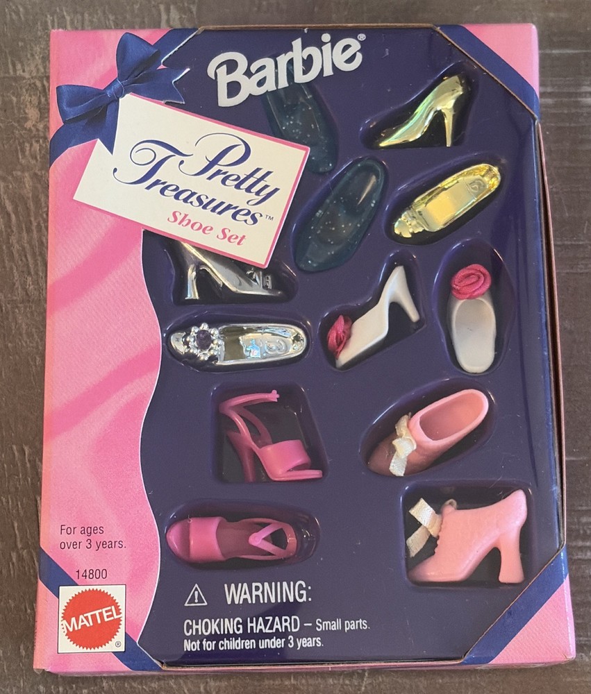 NIB Barbie Pretty Treasures Shoe Set 14800 Mattel 1996 - 6 Pairs Of Shoes
