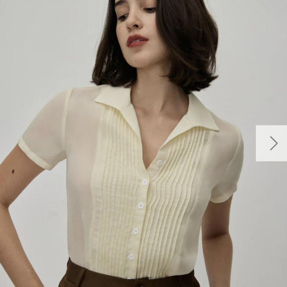 RIHOAS Beige V-Neck Pleated Chiffon Blouse in XS Size