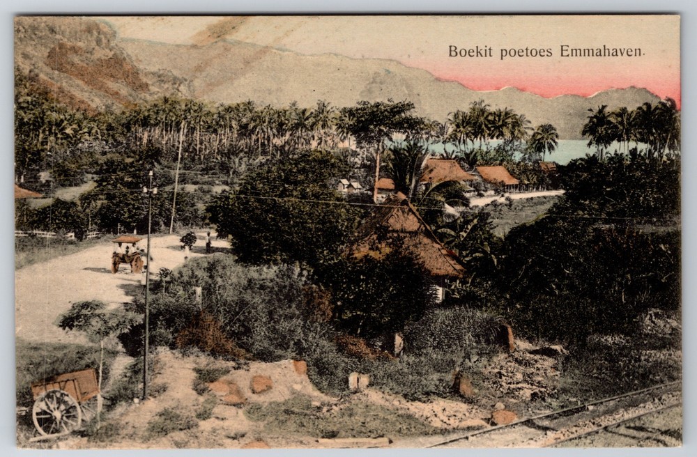 Indonesia Dutch East Indies Bukit Putus Emmahaven Teluk Bayur Huts Postcard