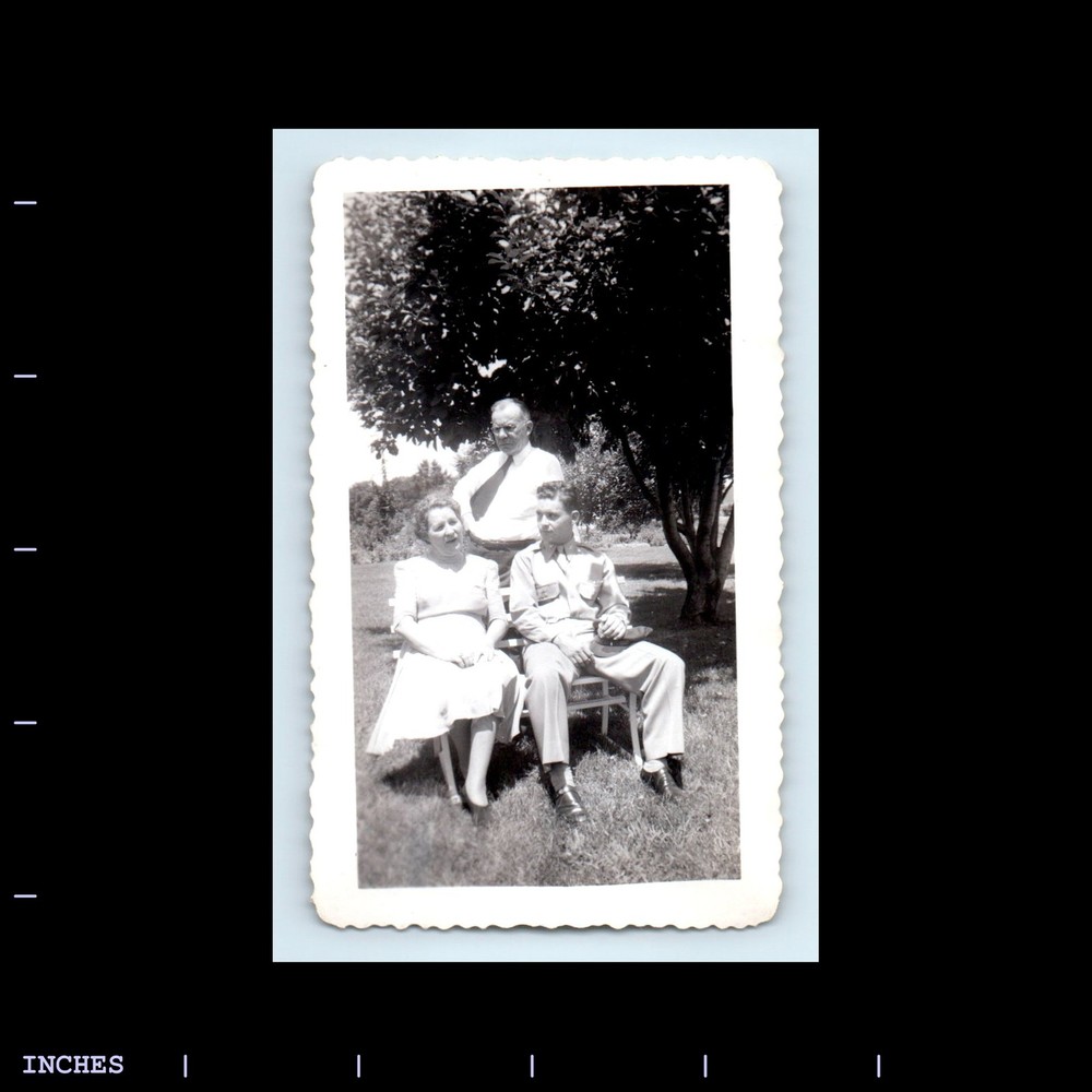 Old Vintage Photo MEN WOMAN SITTING OUTSIDE