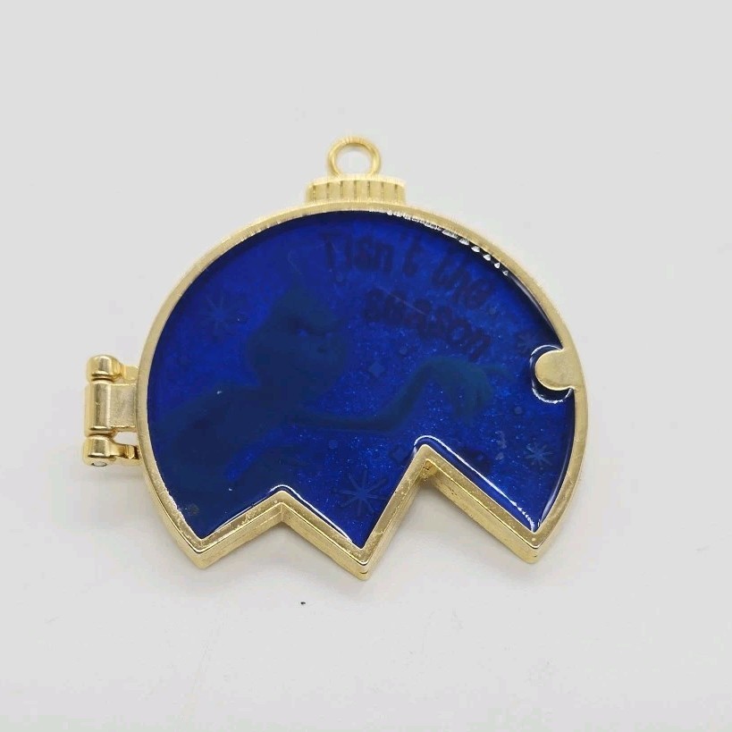 Universal Studios Dr. Seuss The Grinch Tisn't The Season Ornament Pin