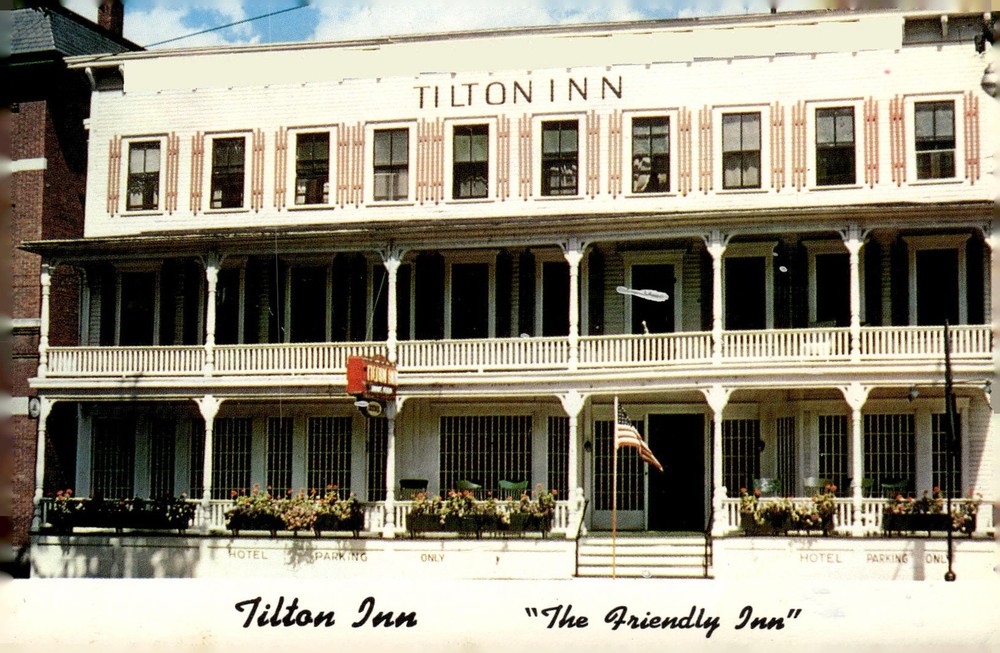1950s Tilton Inn Tilton New Hampshire NH Mid Century Modern Hotel Postcard
