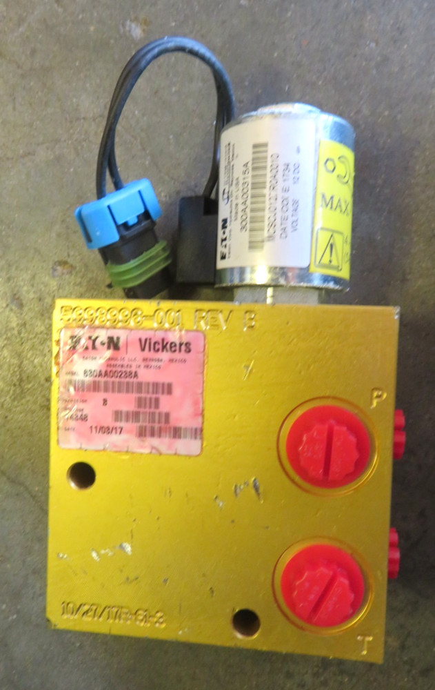 Eaton Vickers 630AA00238A Manifold Assembly Block Hydraulic Valve (160-A3)