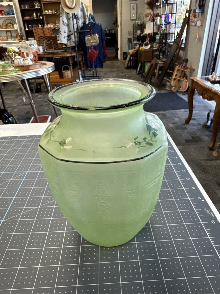 Anchor Hocking Depression Frosted Green Ribbed Glass Uranium Vase 8”