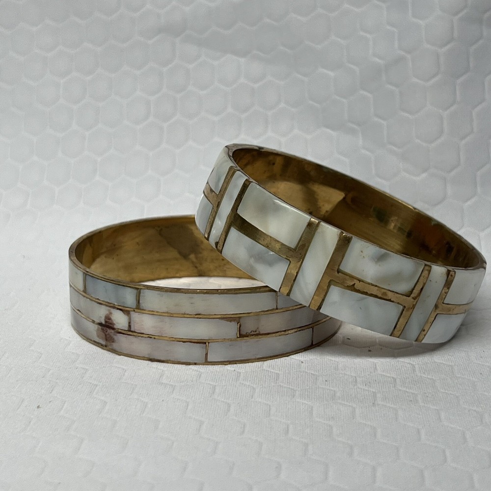 Vintage Mother Of Pearl Inlay Bangle Bracelet White Shell made in India Set Of 2