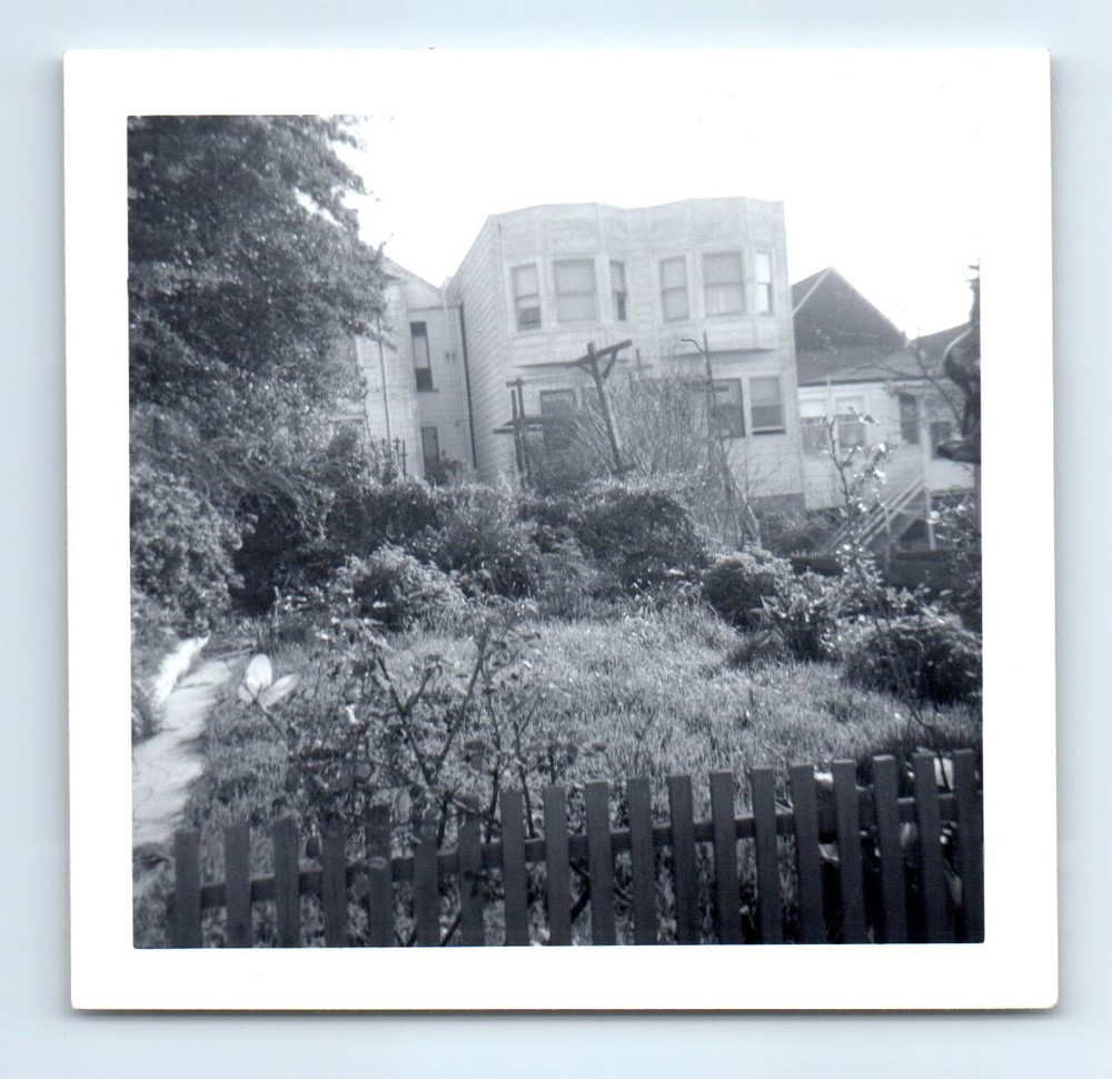 Old Vintage Square Photo HOUSES GARDEN AND FENCE ANTIQUE SNAPSHOT PICTURE