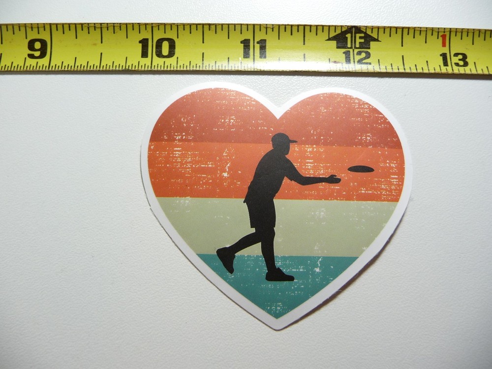 DISC GOLF LOVE HEART DECAL STICKER GAME ATHLETIC SPORTS GAME