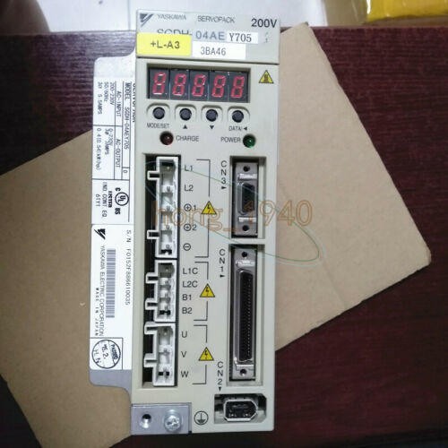 One Yaskawa Servo Driver SGDH-04AEY705