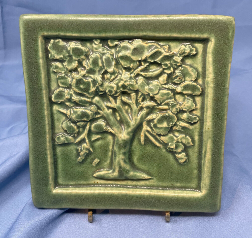 1998 PEWABIC Oak Tree Tile in Green Matte Finish