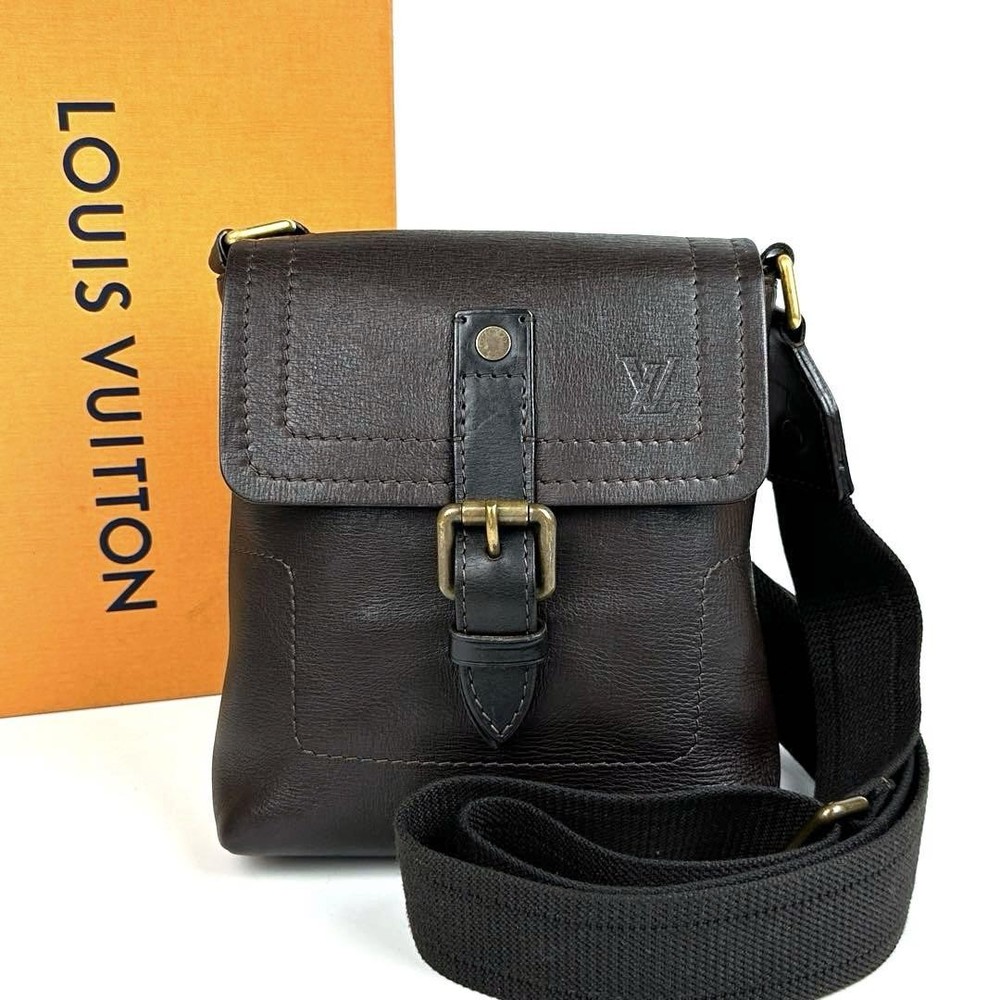 Louis Vuitton Utah Yuma M92995 Crossbody Bag Unisex Gold Logo Used