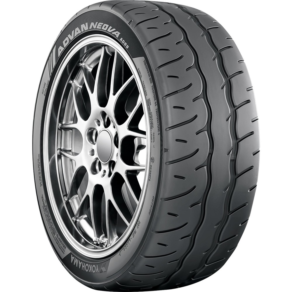 Yokohama Advan Neova AD09 225/40R19 High-Performance Tire