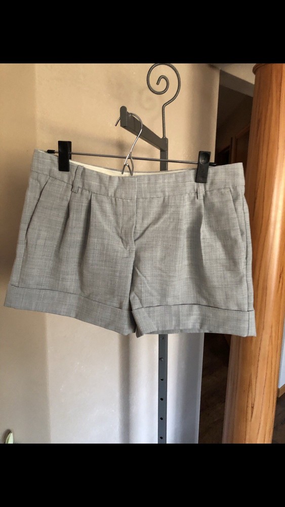 Women's Express Design Studio Editor Dress Shorts size 8 EUC!