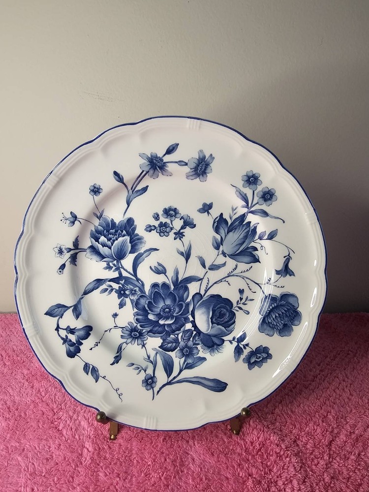 Porcelain Dinner Plate Blue Floral White Pottery