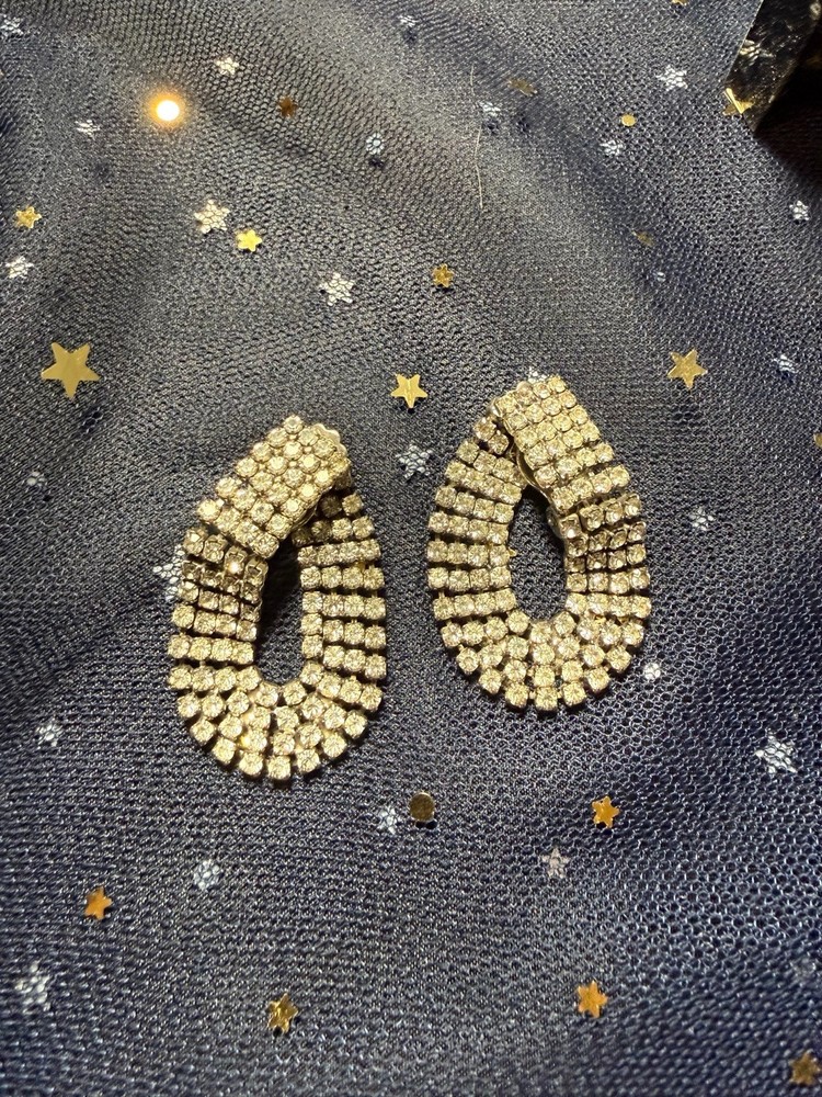 Vintage Rhinestone Teardrop Clip On Earrings Silver Tone Runway Statement 2”