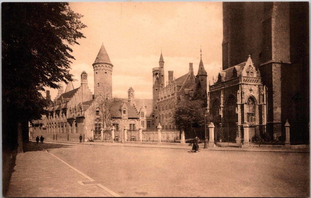 Bruges Brugge Hotel Gruuthuse Vue Generale Street Scene Postcard