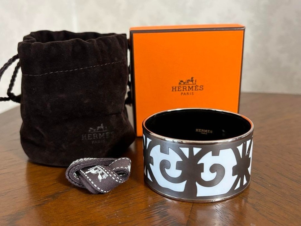 HERMES Enamel Bangle Bracelet Guadalquivir Wide TGM Brass used w/ Box