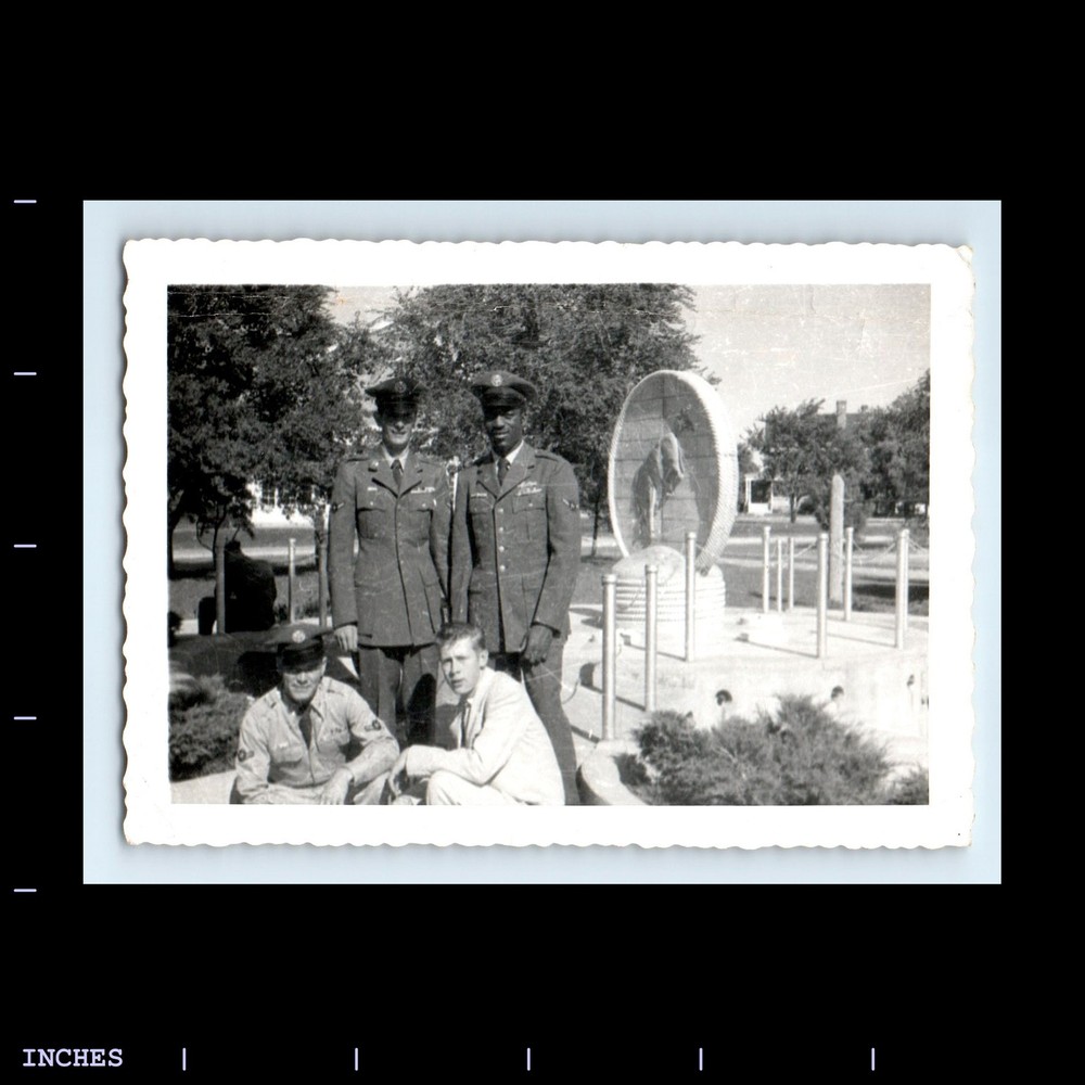Old Vintage Photo MILITARY MEN BLACK AFRICAN AMERICAN AIRMAN