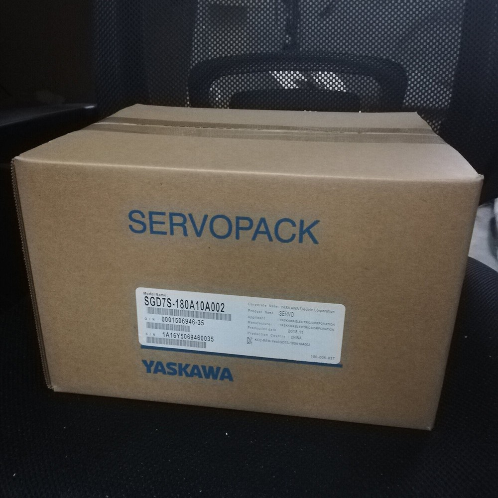 1p new   SGD7S-180A10A002 servo Motor FAST SHIP #F5
