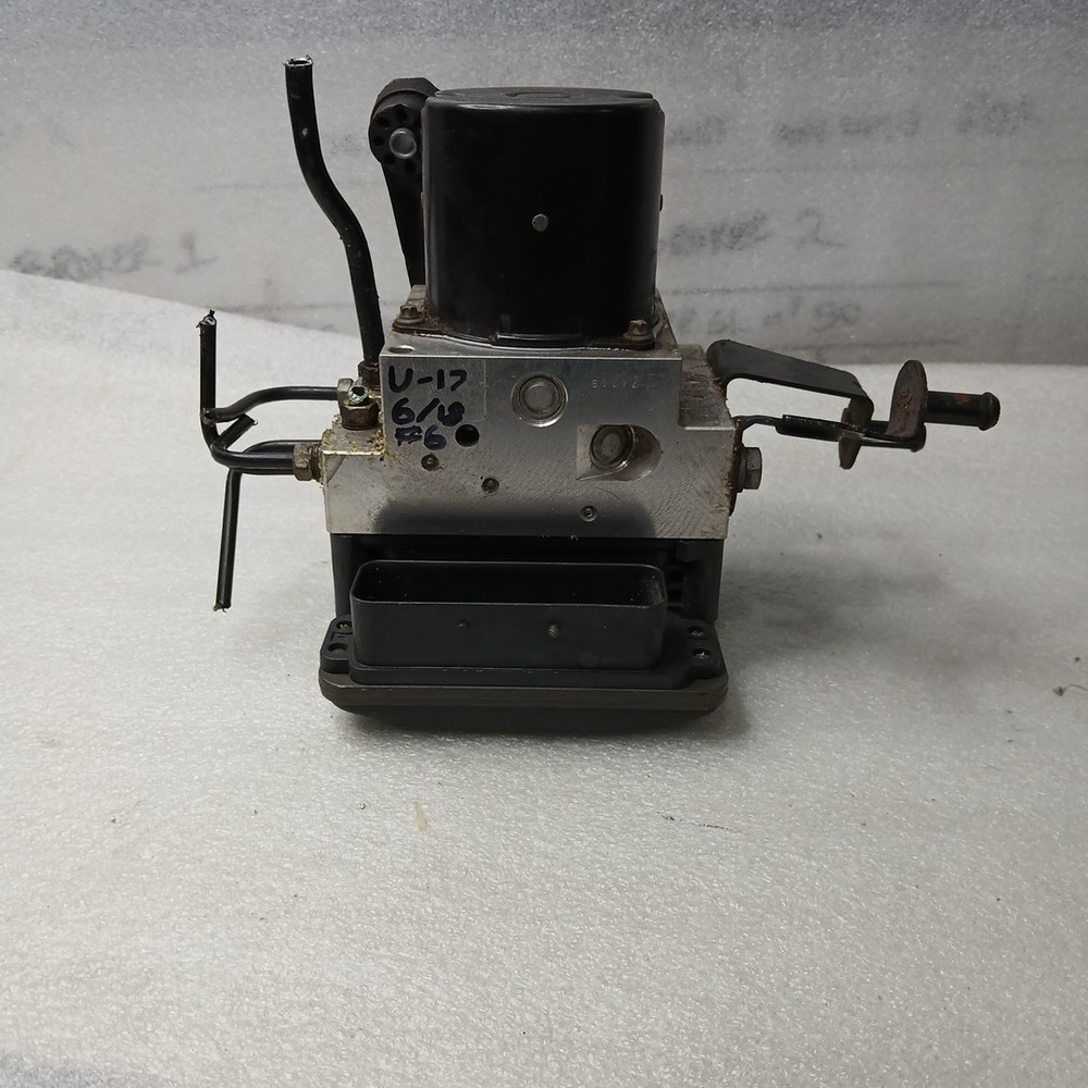 2008 to 2010 BMW 5 Series ABS Pump Control OEM 34516783366 Module C592