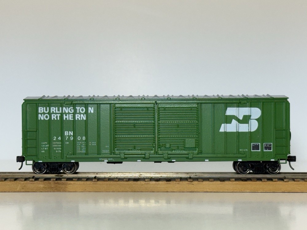 HO Athearn 5075 Burlington Northern 50’ Double Door Railbox Car BN 247908