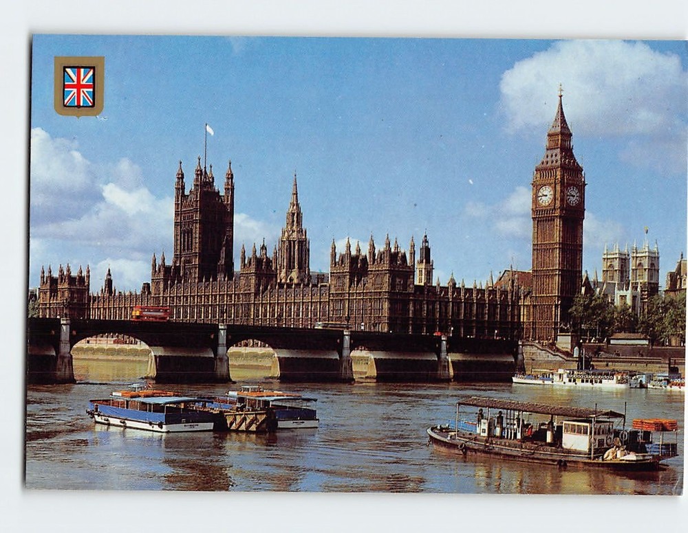 Postcard The Houses Of Parliament & River Thames London England