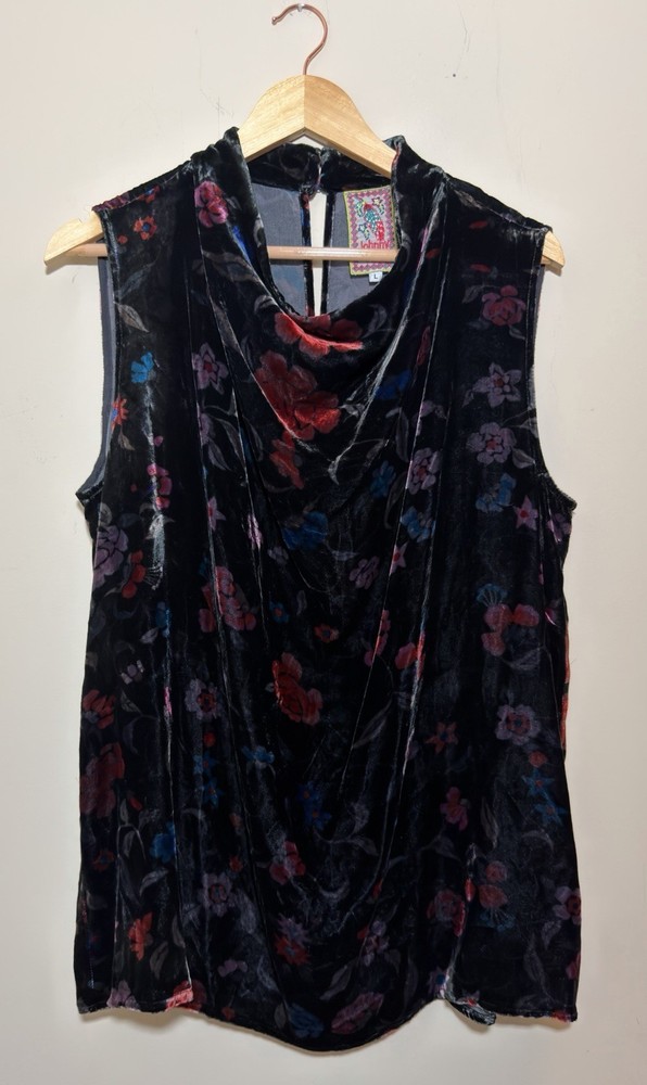 Johnny Was Black Velvet Floral Sleeveless Top Womans Size Large