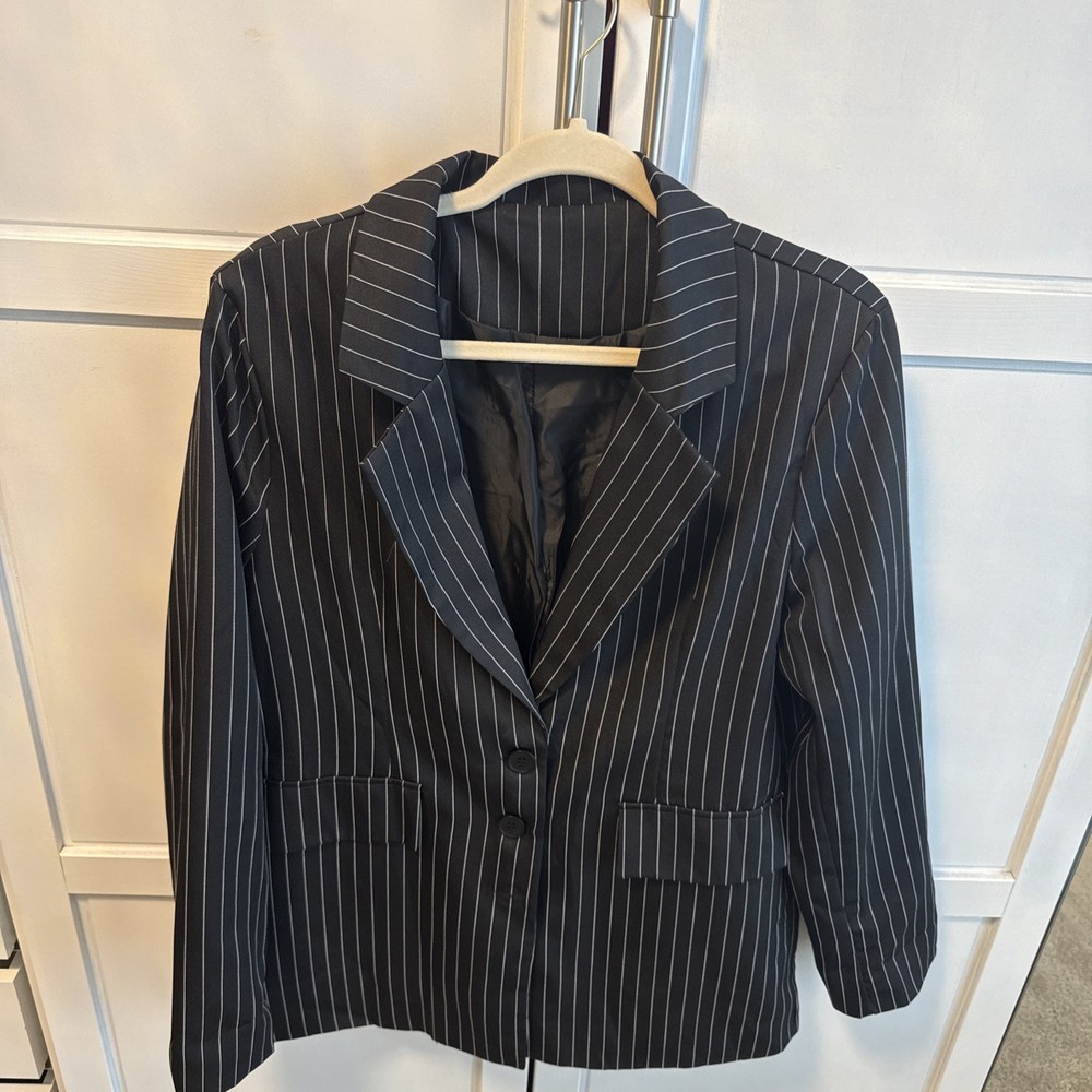 Black and White Stripe Jacket Long Sleeve Blazer