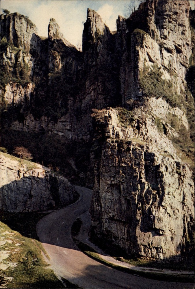 Cheddar Gorge The Pinnacle Castle Rock Cheddar Somerset England postcard x993