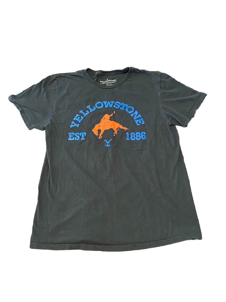 Men's T-Shirt Yellowstone TV Show Size Large Dutton Ranch Montana EST 1886 Logo