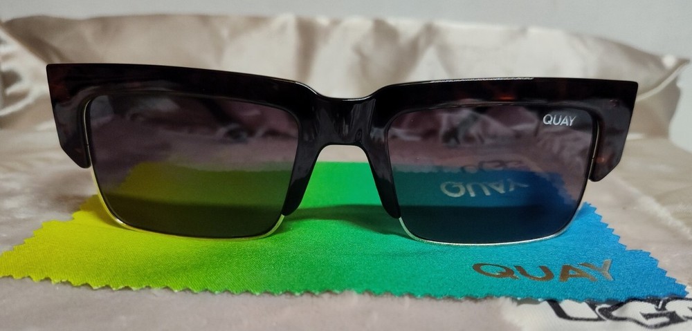 Quay Bad & Bookish Sunglasses in Tortoise & Gold with Smoke Lenses Rare Discontinued Style