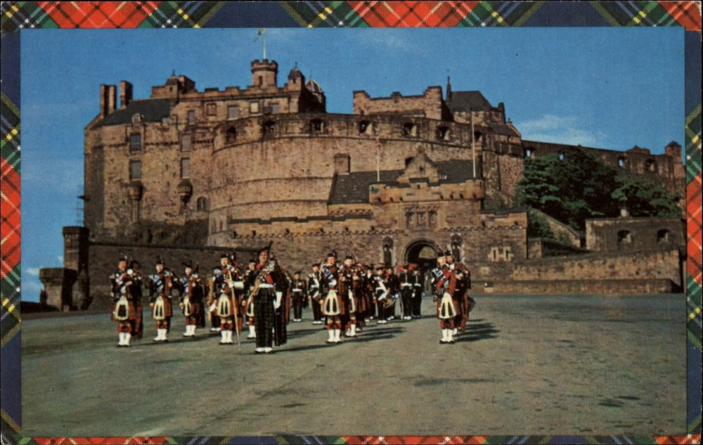 Edinburgh Scotland United Kingdom Castle Highland Pipers Parade tartan postcard