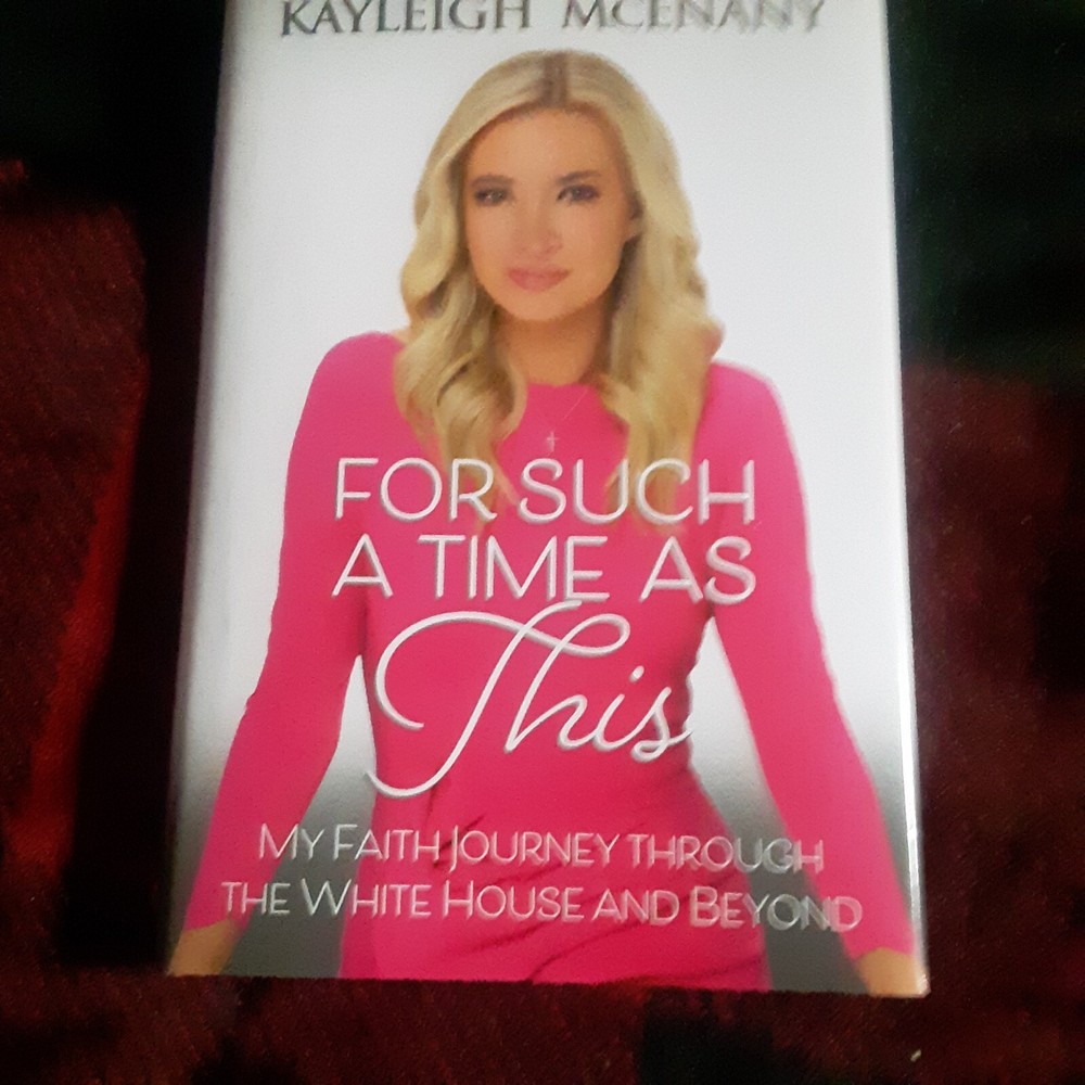 For Such a Time As This : My Faith Journey Through the White House and Beyond by