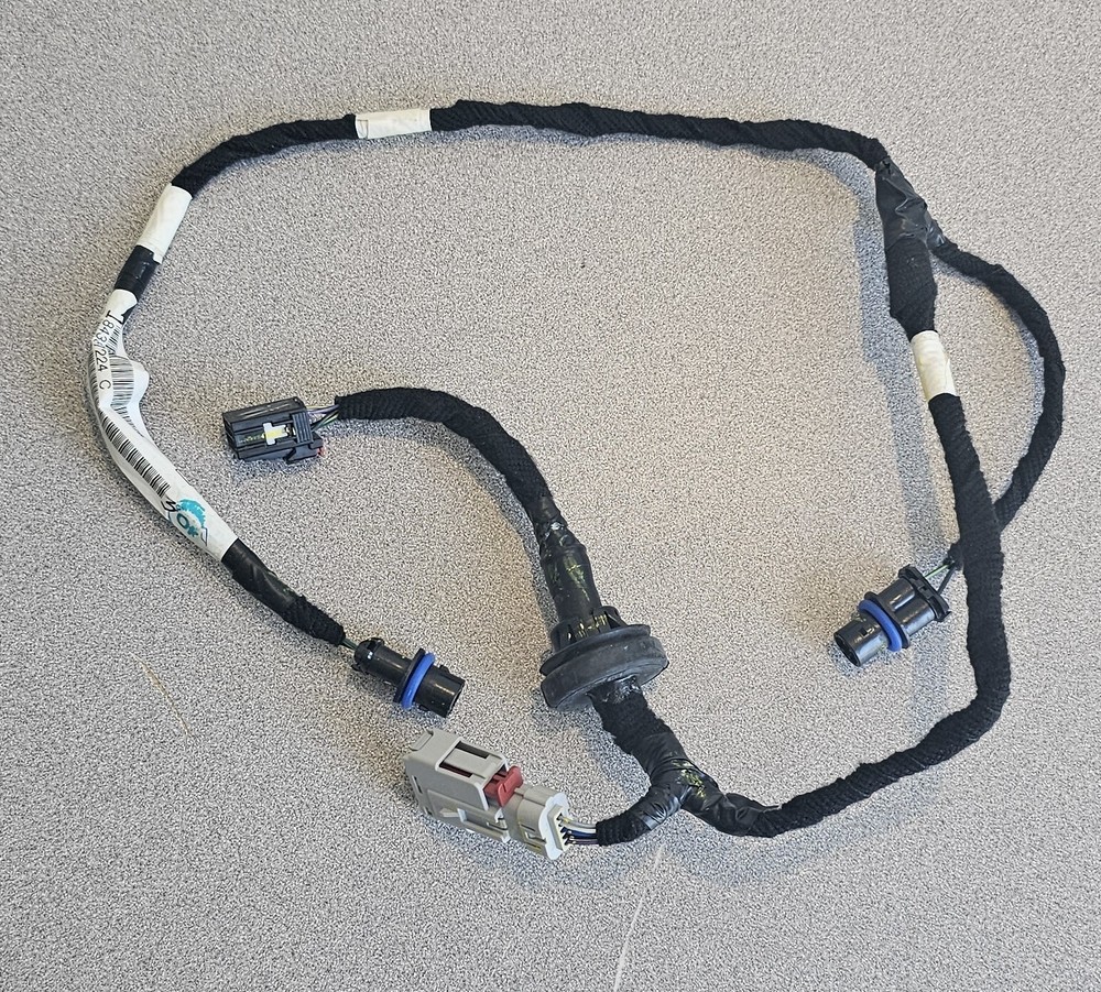 Acadia Rear License Plate Lamp Wiring Harness - GM (84387224)-image